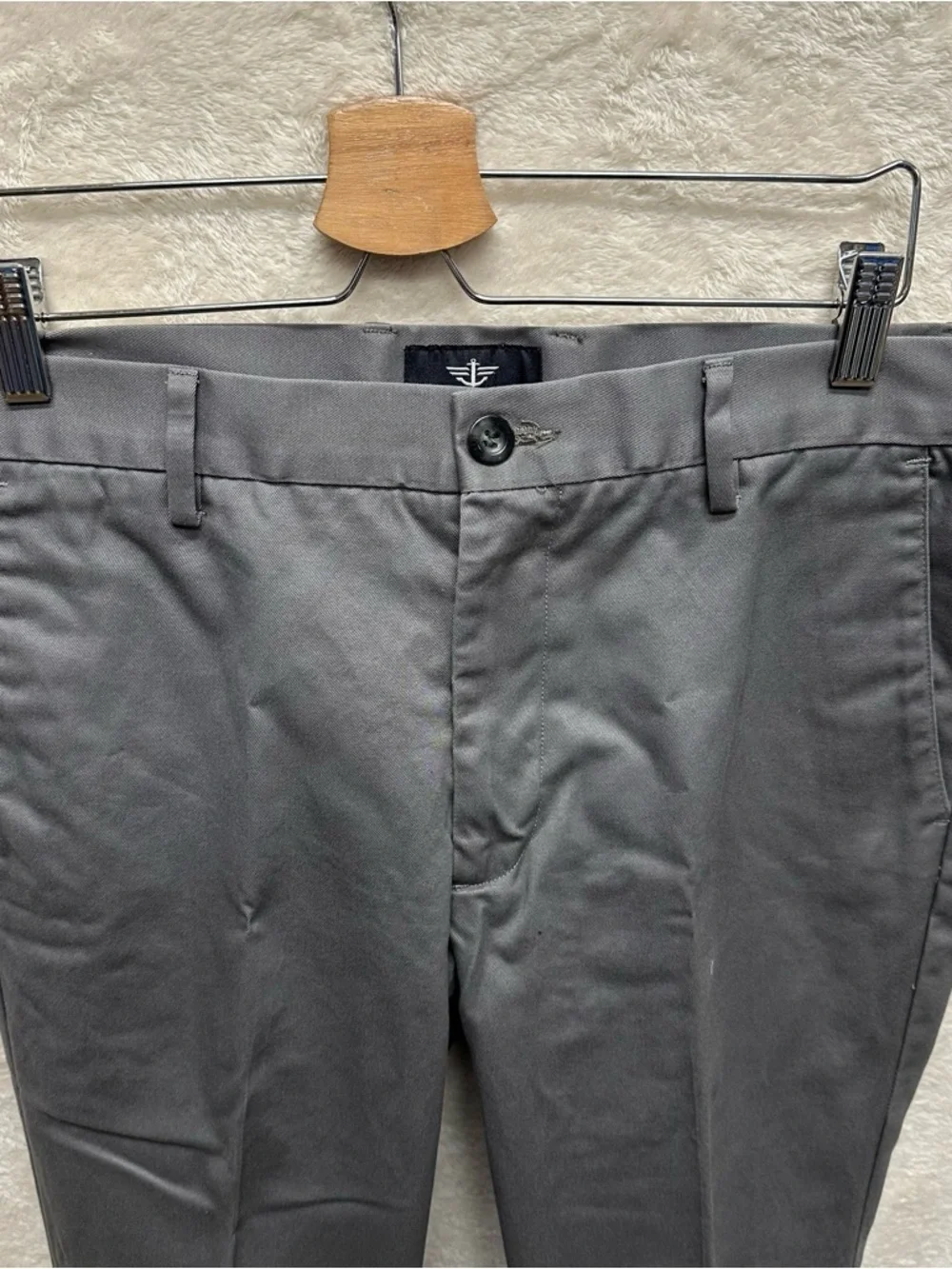 Dockers men’s slim fit pants trousers pleated gray size 32 28.5 inseam